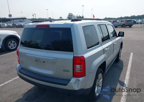 2013 Jeep Patriot Latitude из США, поврежденный, VIN 1C4NJRFB6DD279923